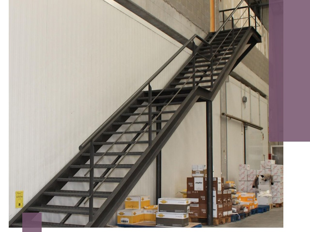 Лестницы для производства в Камне-на-Оби — изготовление и монтаж
