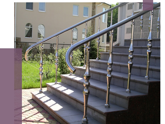 Перила для крыльца в Камне-на-Оби от 10658 руб. — монтаж ПРОЛЁТ-Кно