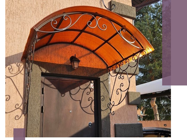 Демонтаж козырьков в Камне-на-Оби быстро и безопасно