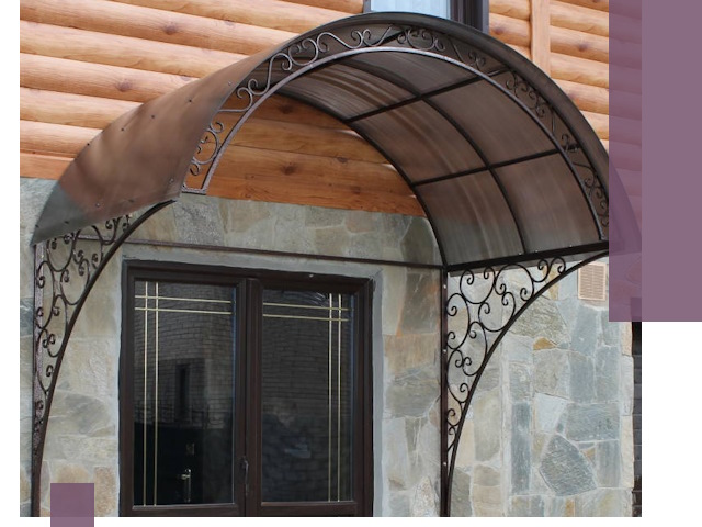 Арочные козырьки под ключ в Камне-на-Оби: изготовление и монтаж