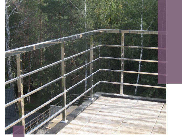 Парапеты из нержавеющей стали в Камне-на-Оби — изготовление и монтаж